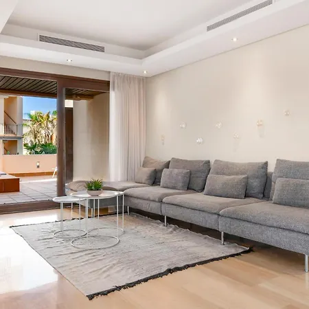 Апартаменты Bahia De La Plata Deluxe *
